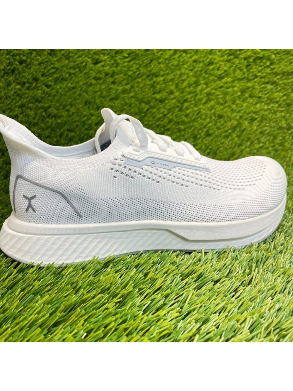 Flux Adapt Runner H2O Pro Mens Size 8.5 Womens Size 10 Athletic Shoes Sneakers